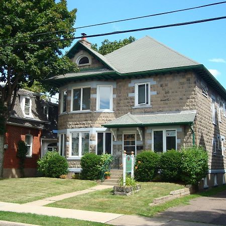 Downtown Bed & Breakfast Moncton Buitenkant foto