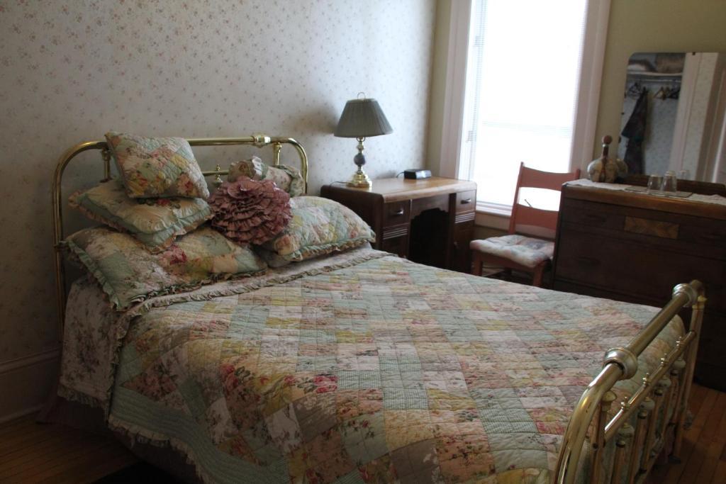 Downtown Bed & Breakfast Moncton Kamer foto