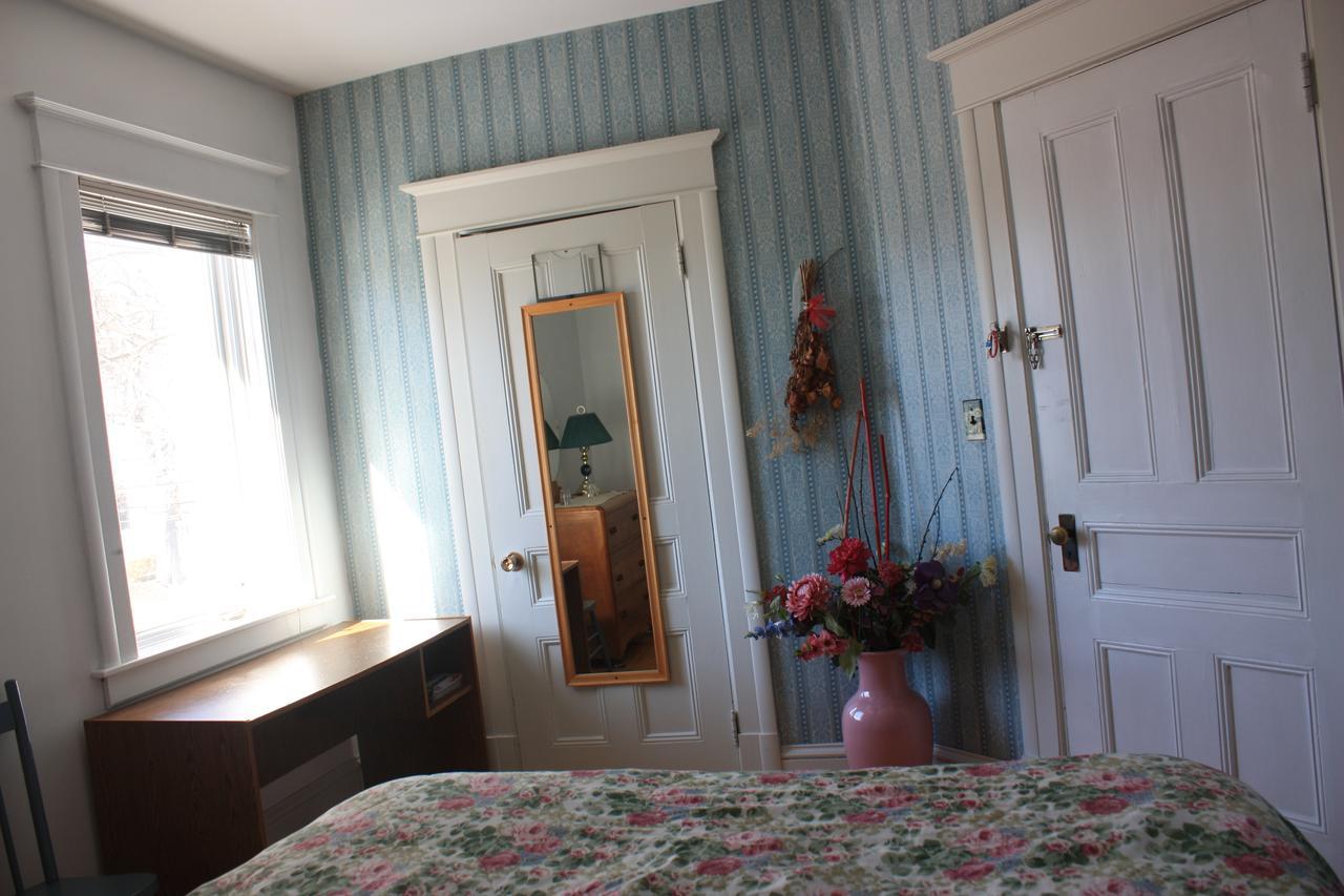 Downtown Bed & Breakfast Moncton Buitenkant foto