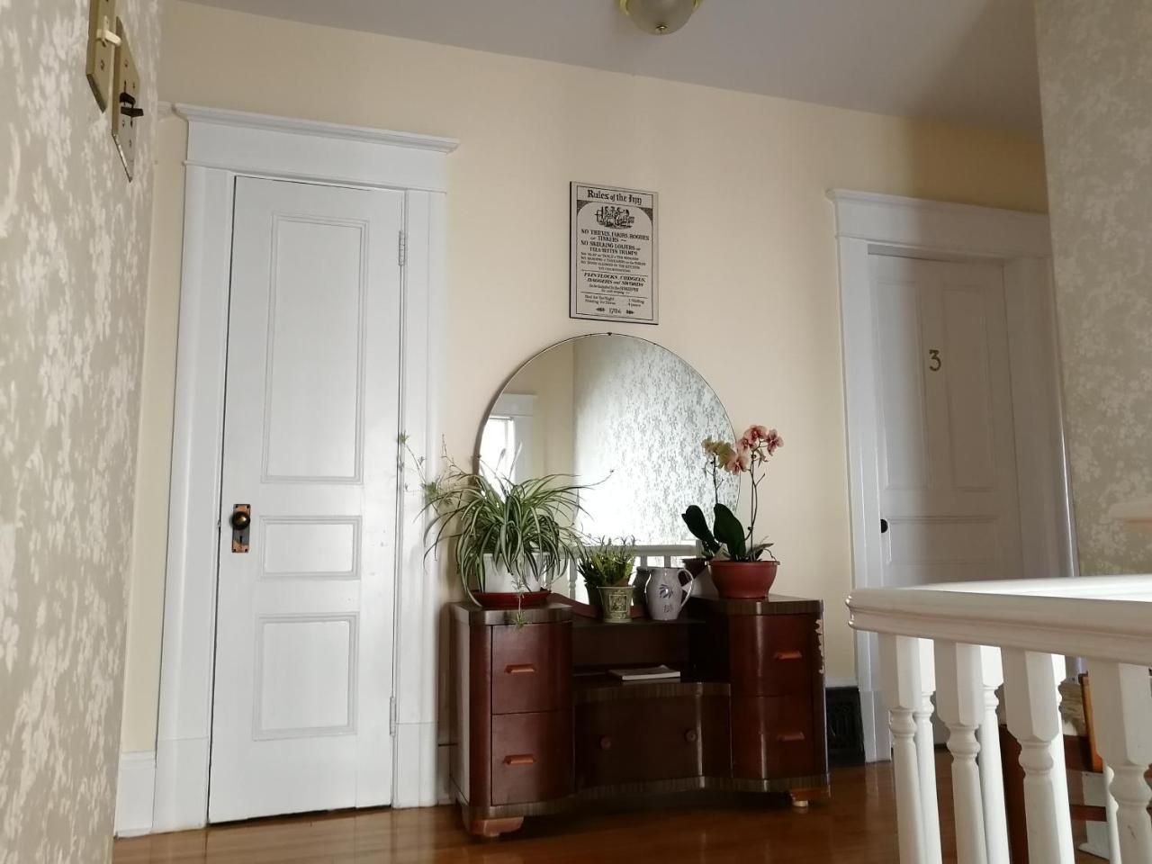 Downtown Bed & Breakfast Moncton Buitenkant foto